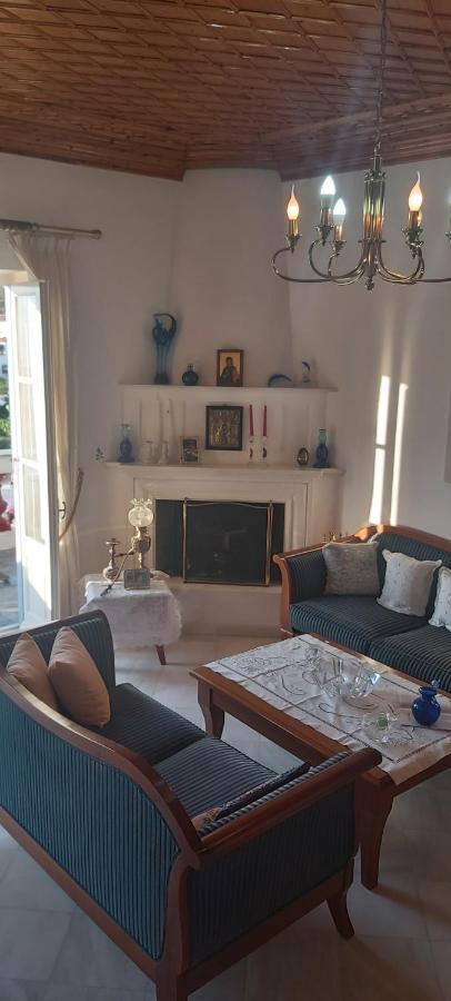 הידרה Tsitsinakis Traditional House מראה חיצוני תמונה